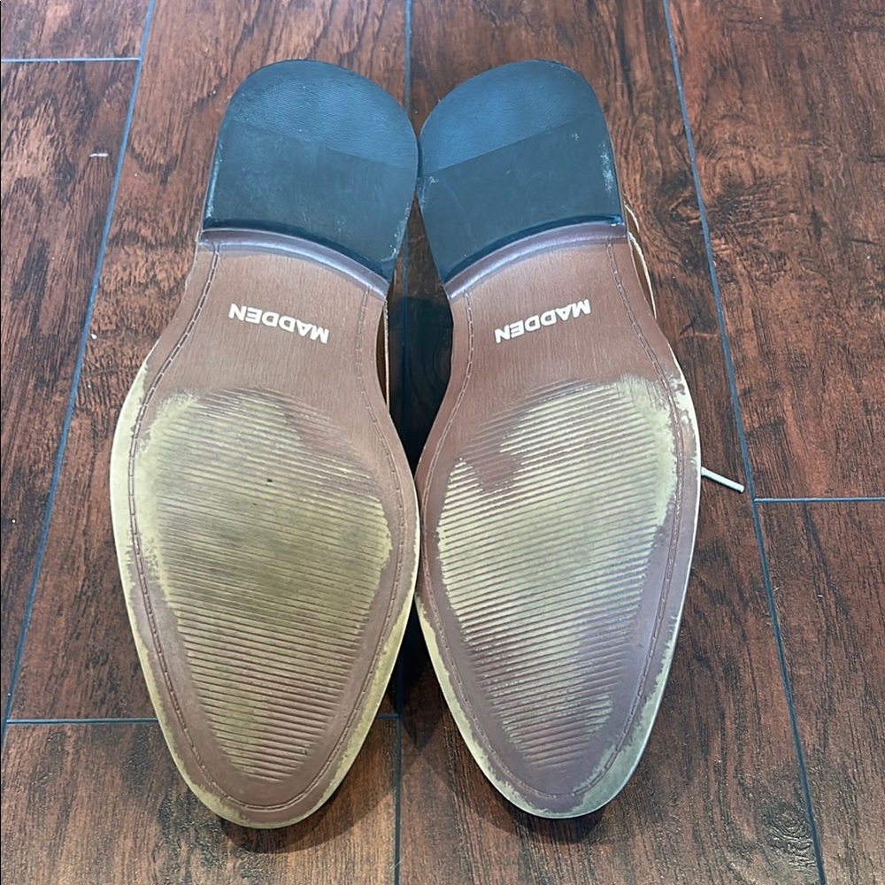 Madden Brown Oxfords Classic Design - Picture 7 of 8
